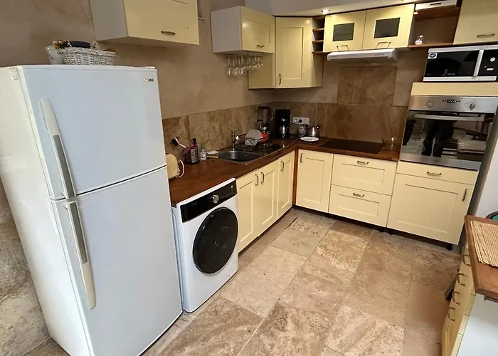 En Dame With Pool アパート *