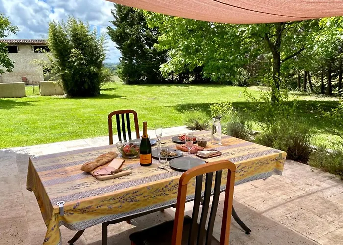 アパート En Dame With Pool Crastes